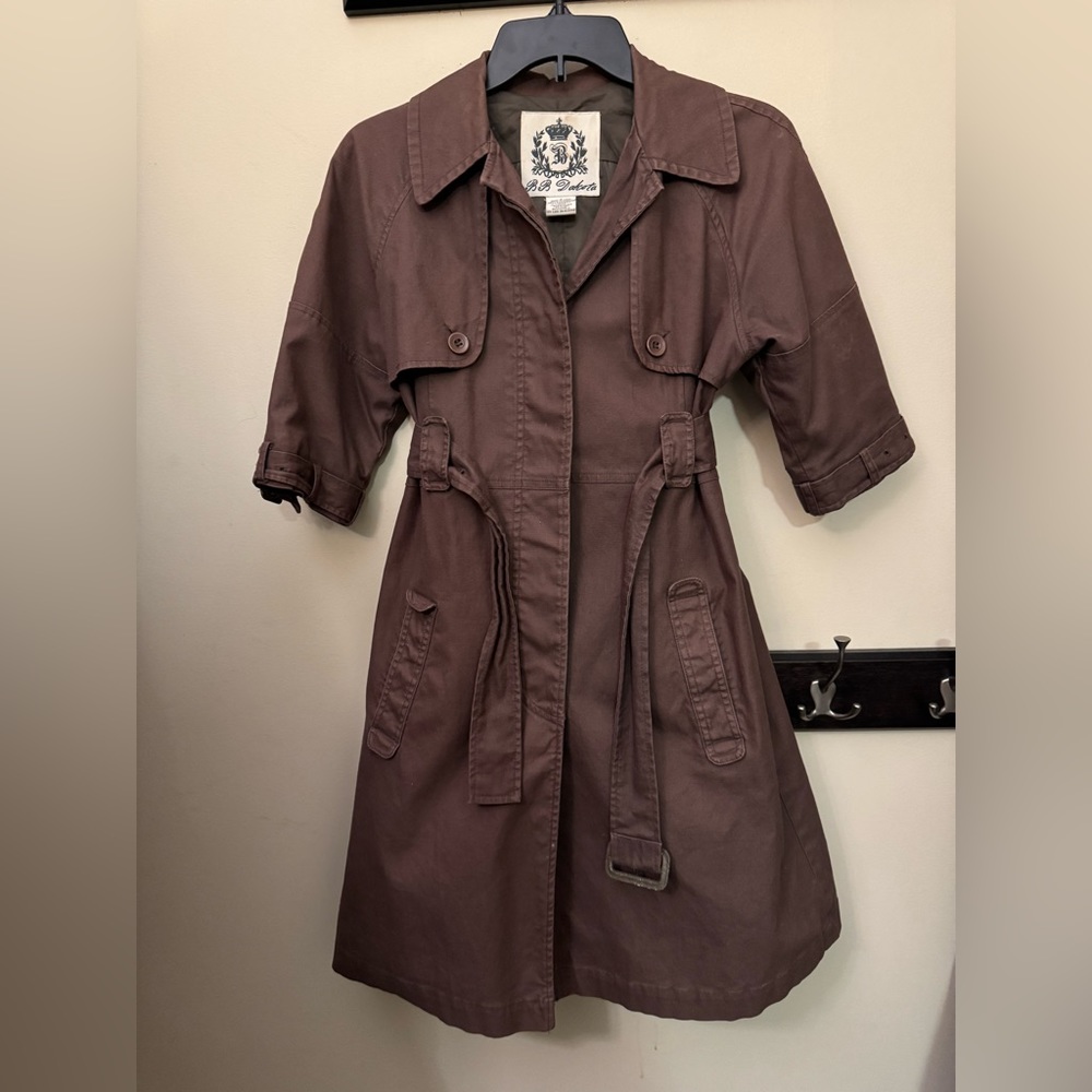 BB Dakota. Brown trench coat. Size Small.